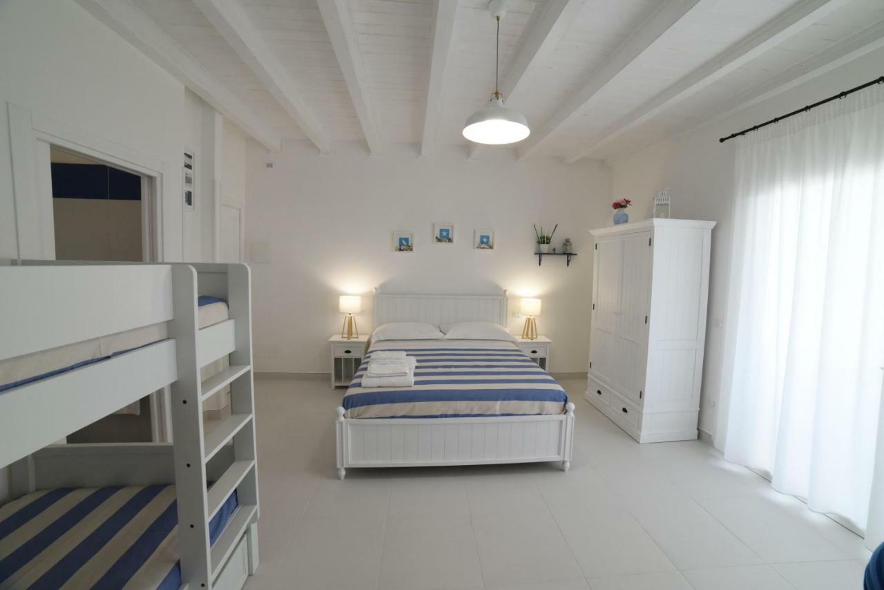 Latino Rent Room B&B Vista Mare Порто Чезарео Екстериор снимка