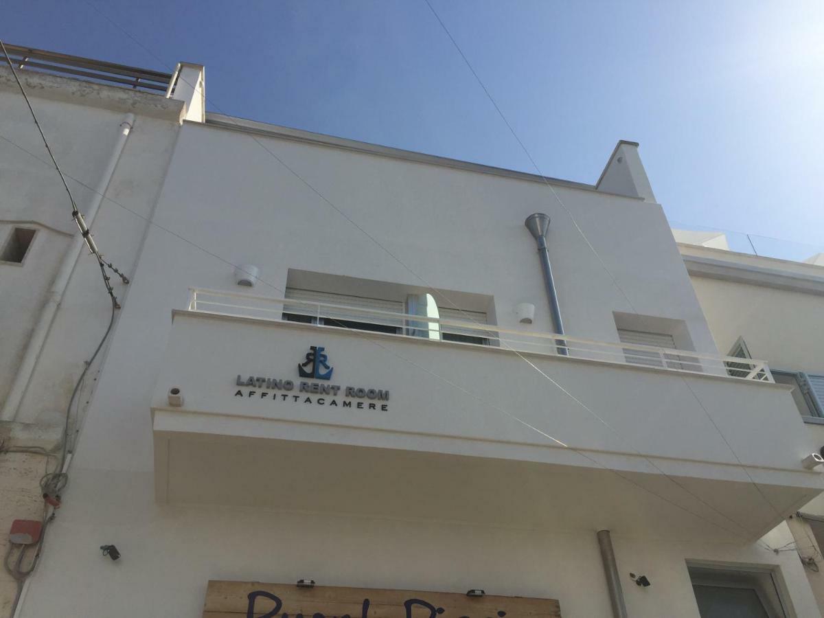 Latino Rent Room B&B Vista Mare Порто Чезарео Екстериор снимка